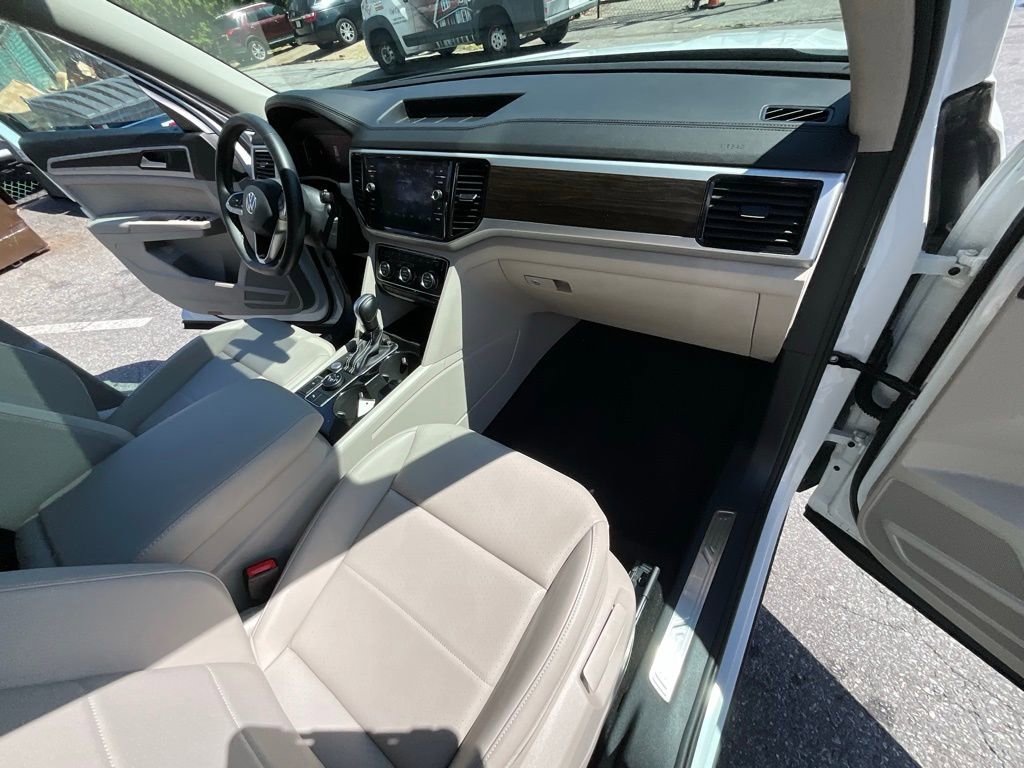 Used 2022 Volkswagen Atlas SE image 31