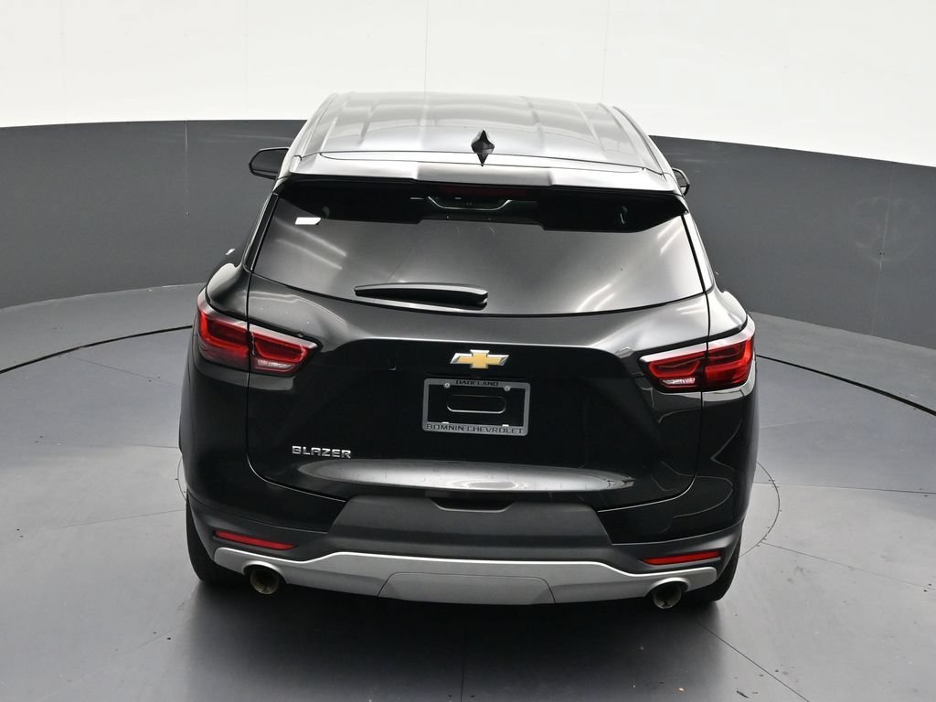 Used 2023 Chevrolet Blazer LT FWD image 19