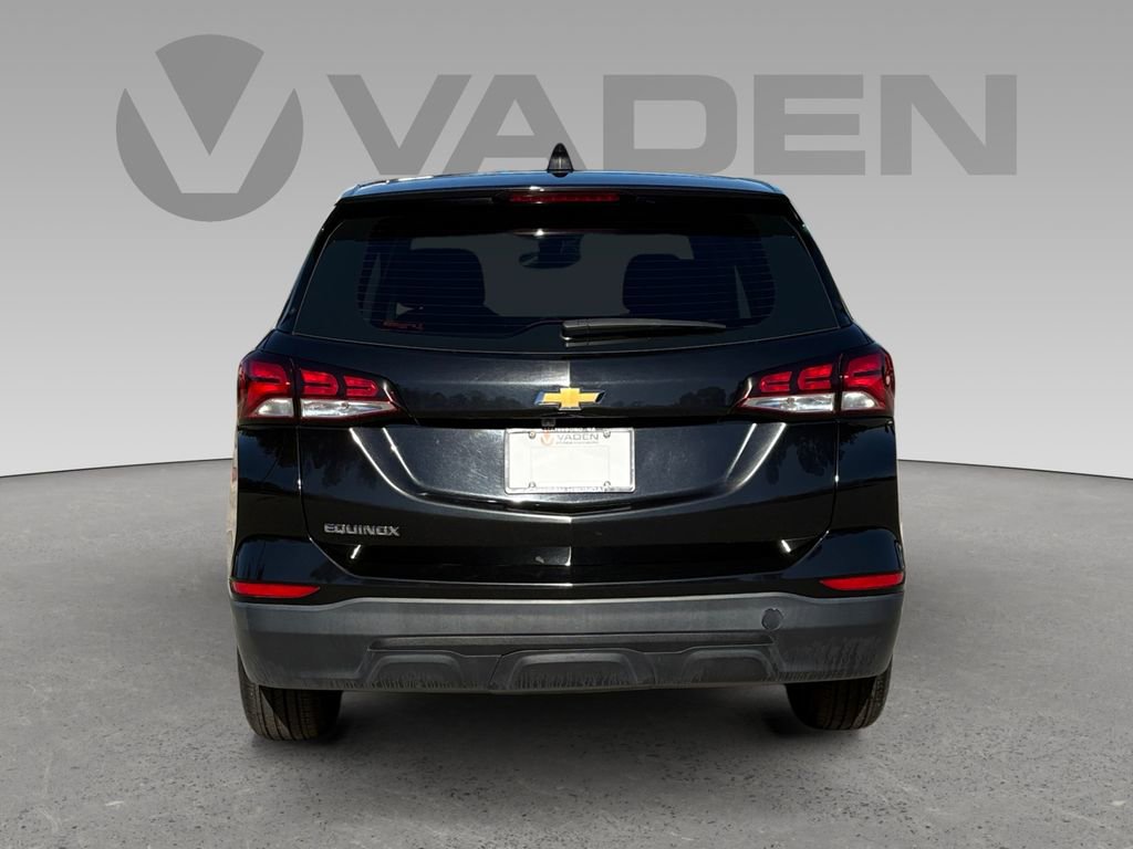 Used 2023 Chevrolet Equinox LS image 18