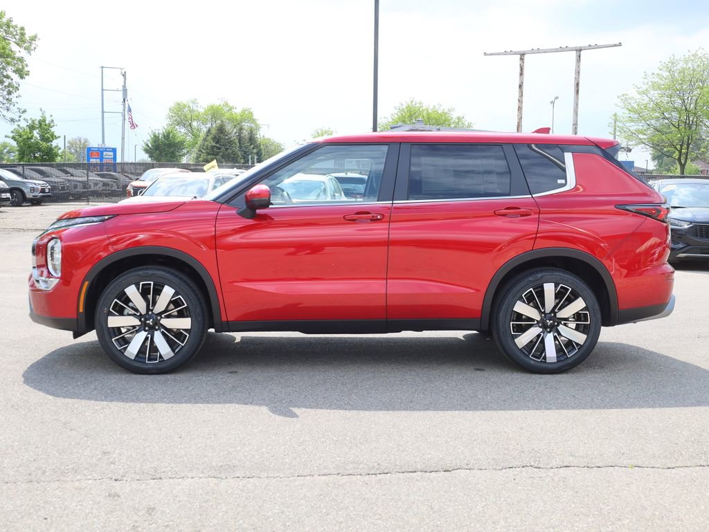 New 2025 Mitsubishi Outlander SE image 6