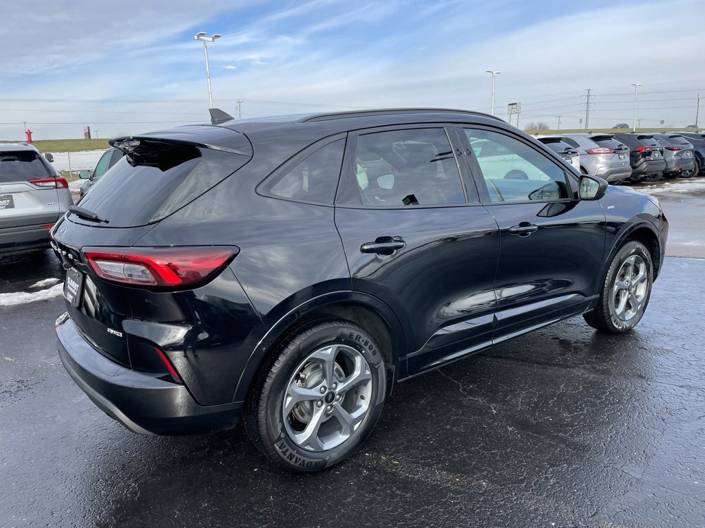 Used 2024 Ford Escape ST-Line image 5