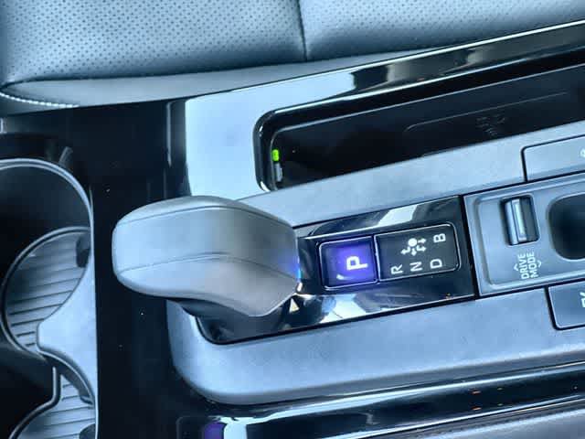 Used 2024 Toyota Prius XLE image 16