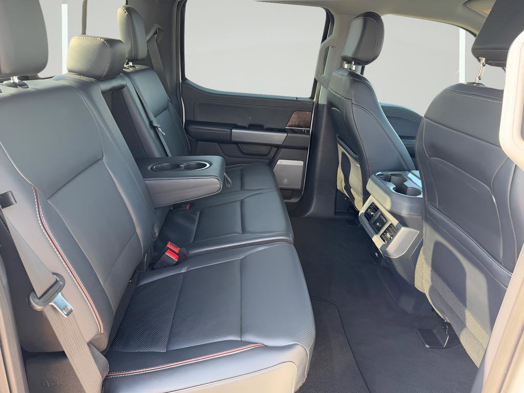 Used 2024 Ford F250 Lariat image 33