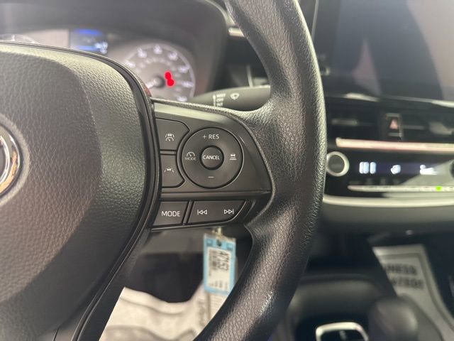 Used 2024 Toyota Corolla LE image 31