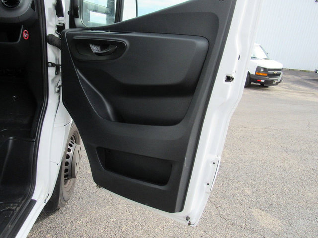 Used 2023 Mercedes-Benz Sprinter 4500 image 12