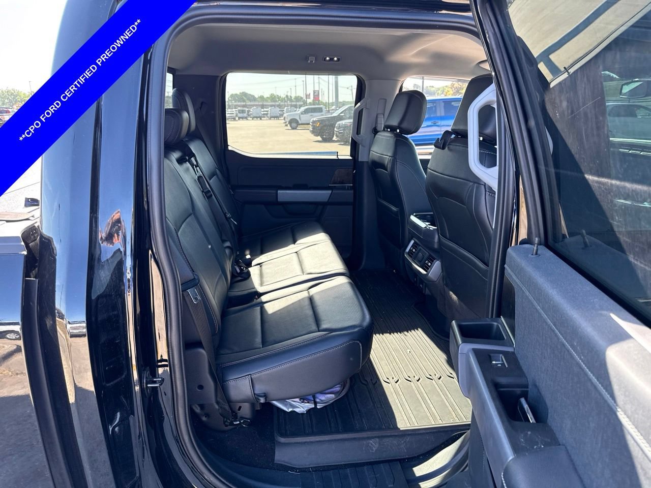 Used 2022 Ford F150 Lariat w/ FX4 Off-Road Package AWD/4WD image 11