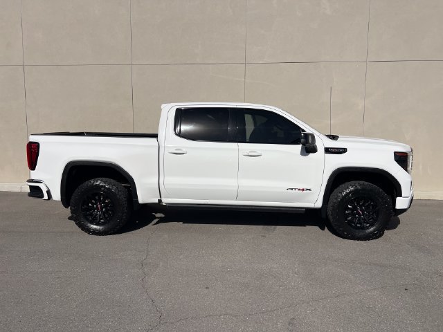 Used 2022 GMC Sierra 1500 AT4X AWD/4WD image 5