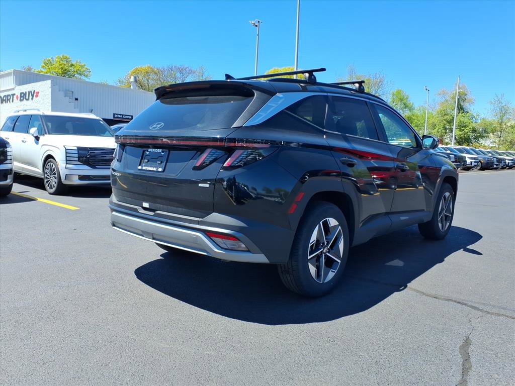 Certified 2025 Hyundai Tucson SEL AWD/4WD image 5