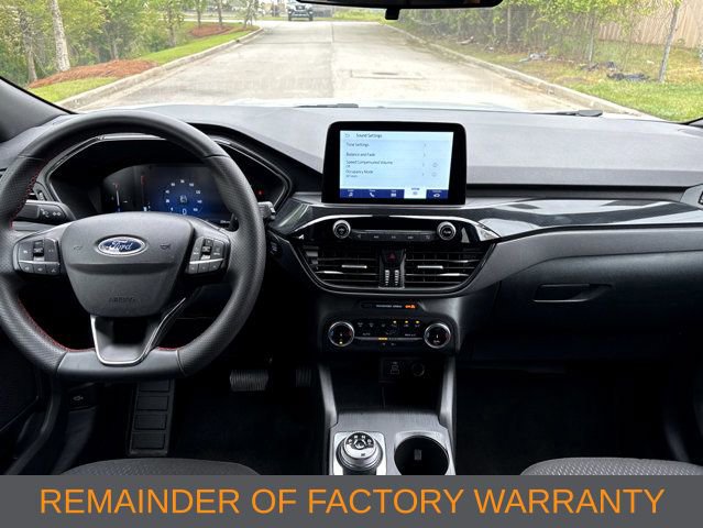 Used 2025 Ford Escape ST-Line FWD image 4