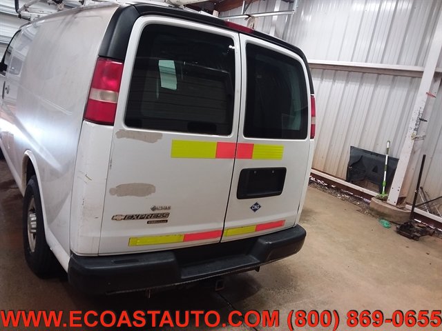 Used 2012 Chevrolet Express 2500 w/ Cold Climate Package RWD image 8