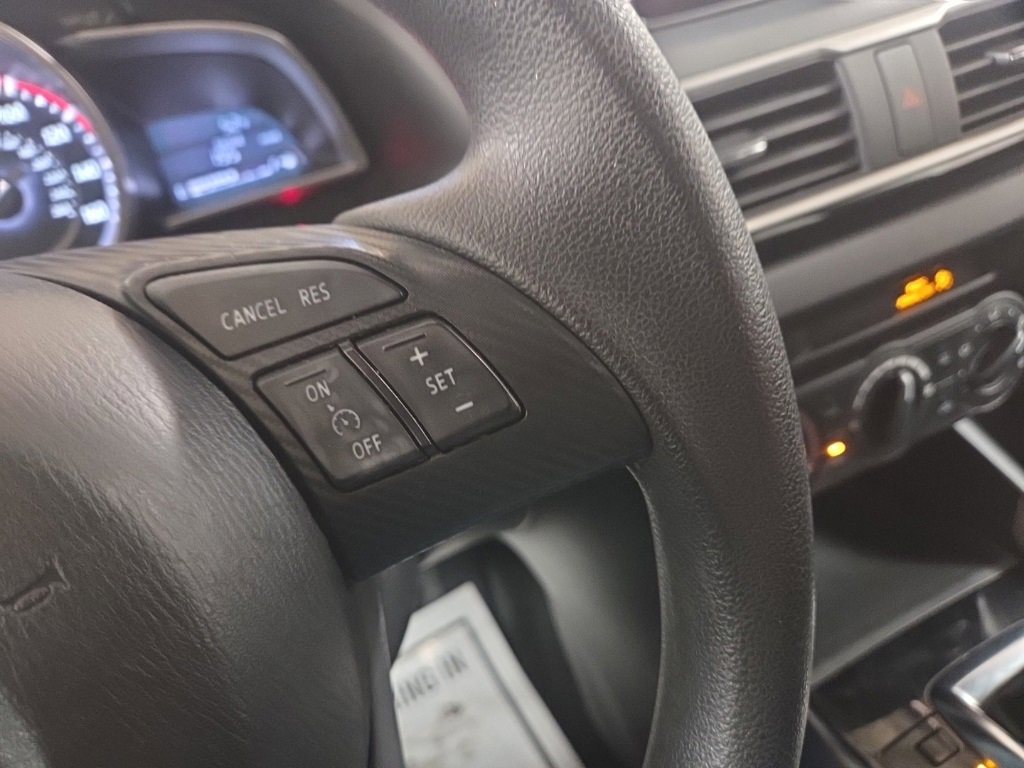 Used 2015 MAZDA MAZDA3 i Sport image 22