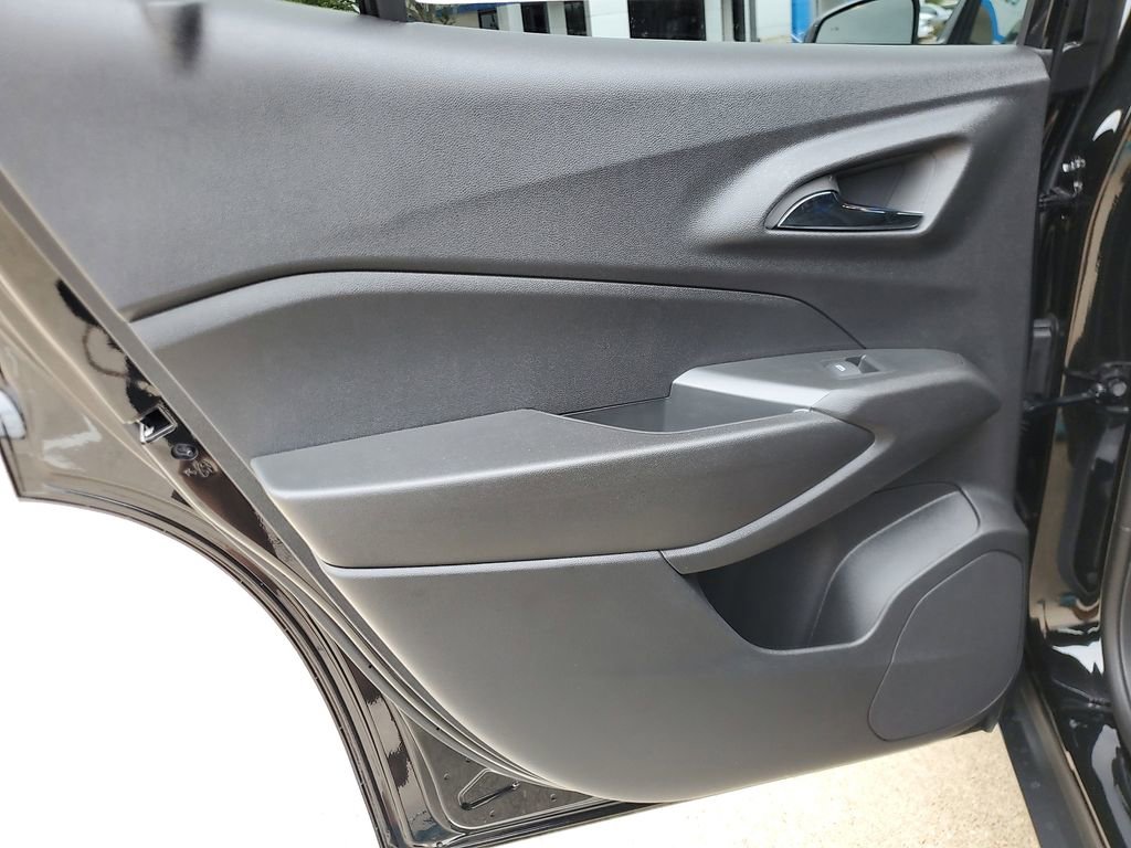 New 2026 Chevrolet Trax RS image 12