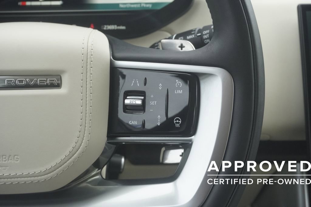 Used 2024 Land Rover Range Rover SE image 13