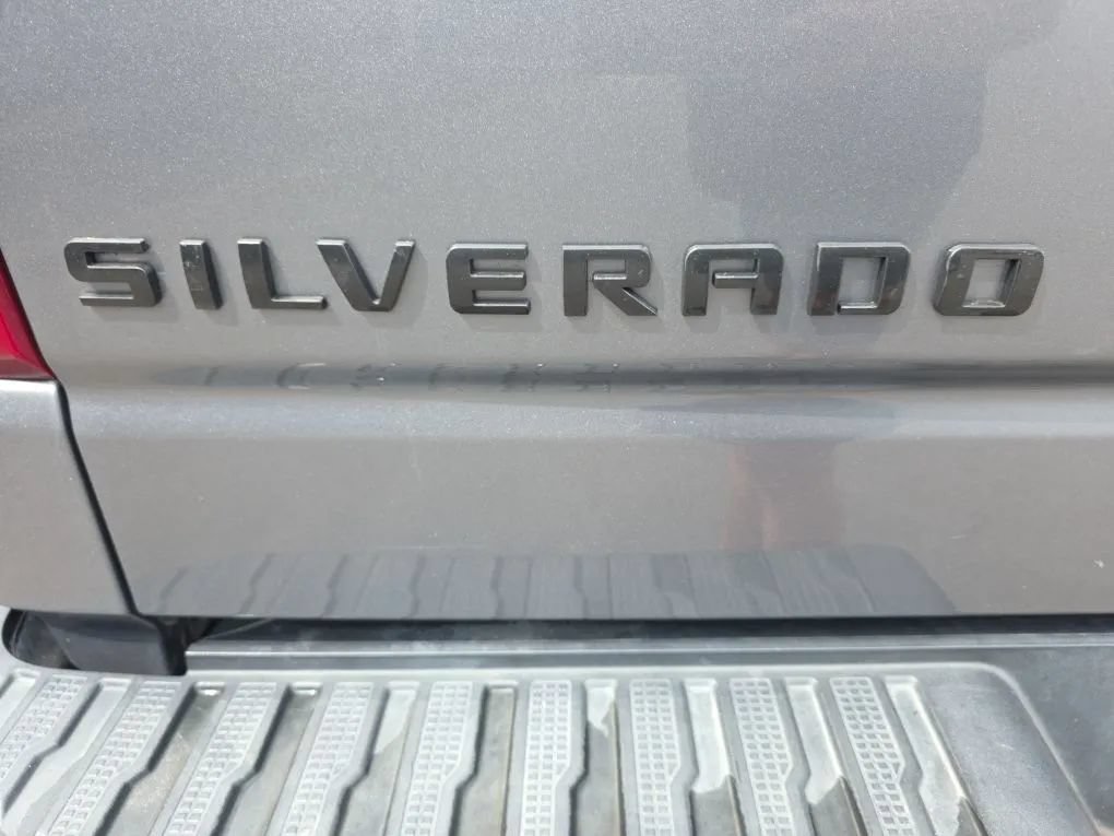 Used 2019 Chevrolet Silverado 1500 LT w/ All-Star Edition AWD/4WD image 16