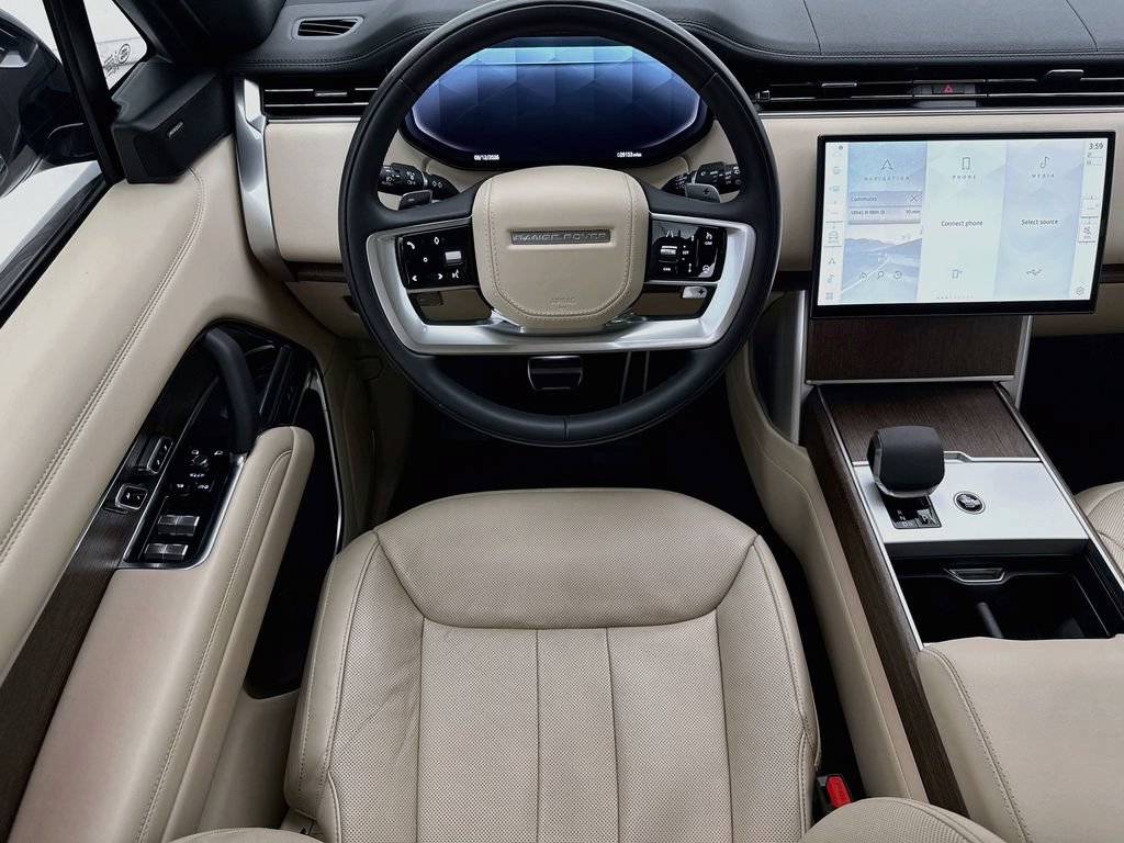 Used 2024 Land Rover Range Rover SE AWD/4WD image 10