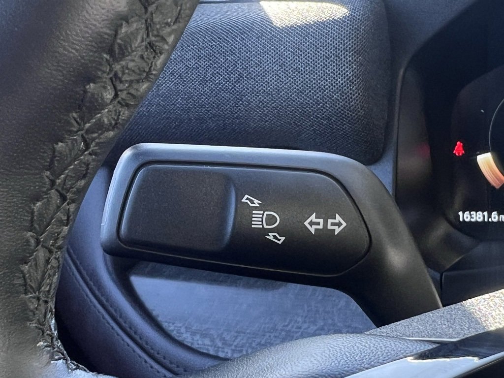 Used 2025 Ford Explorer Platinum w/ LUX Leather Package image 27