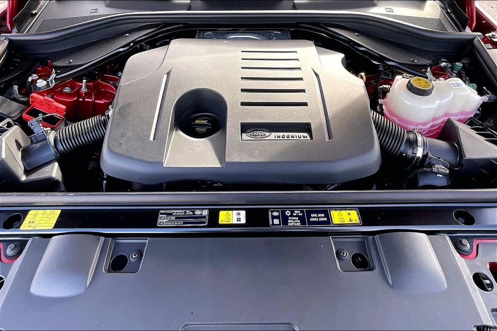 New 2026 Land Rover Range Rover Sport SE image 12