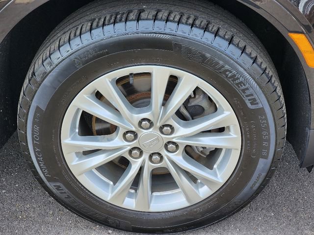 Used 2022 Cadillac XT5 Luxury w/ LPO, Floor Liner Package FWD image 12