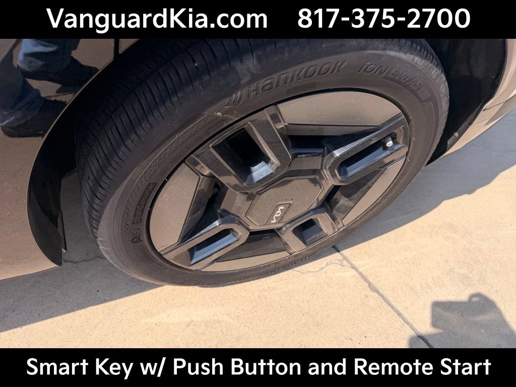 Certified 2024 Kia EV9 GT-Line AWD/4WD image 9
