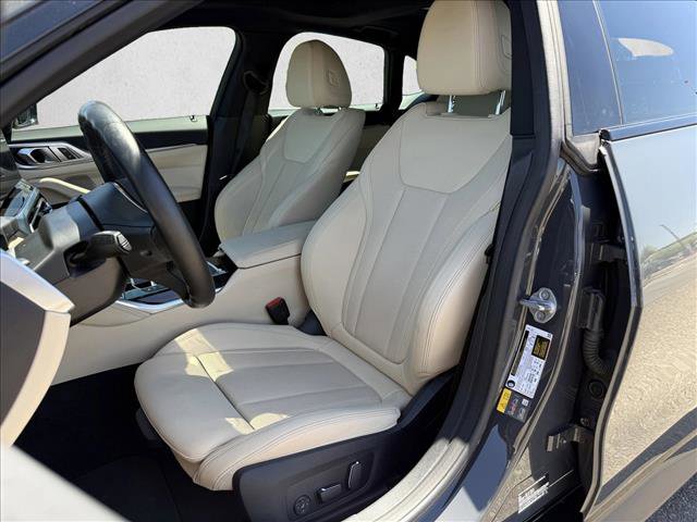 Used 2024 BMW i4 eDrive35 w/ M Sport Package RWD image 11