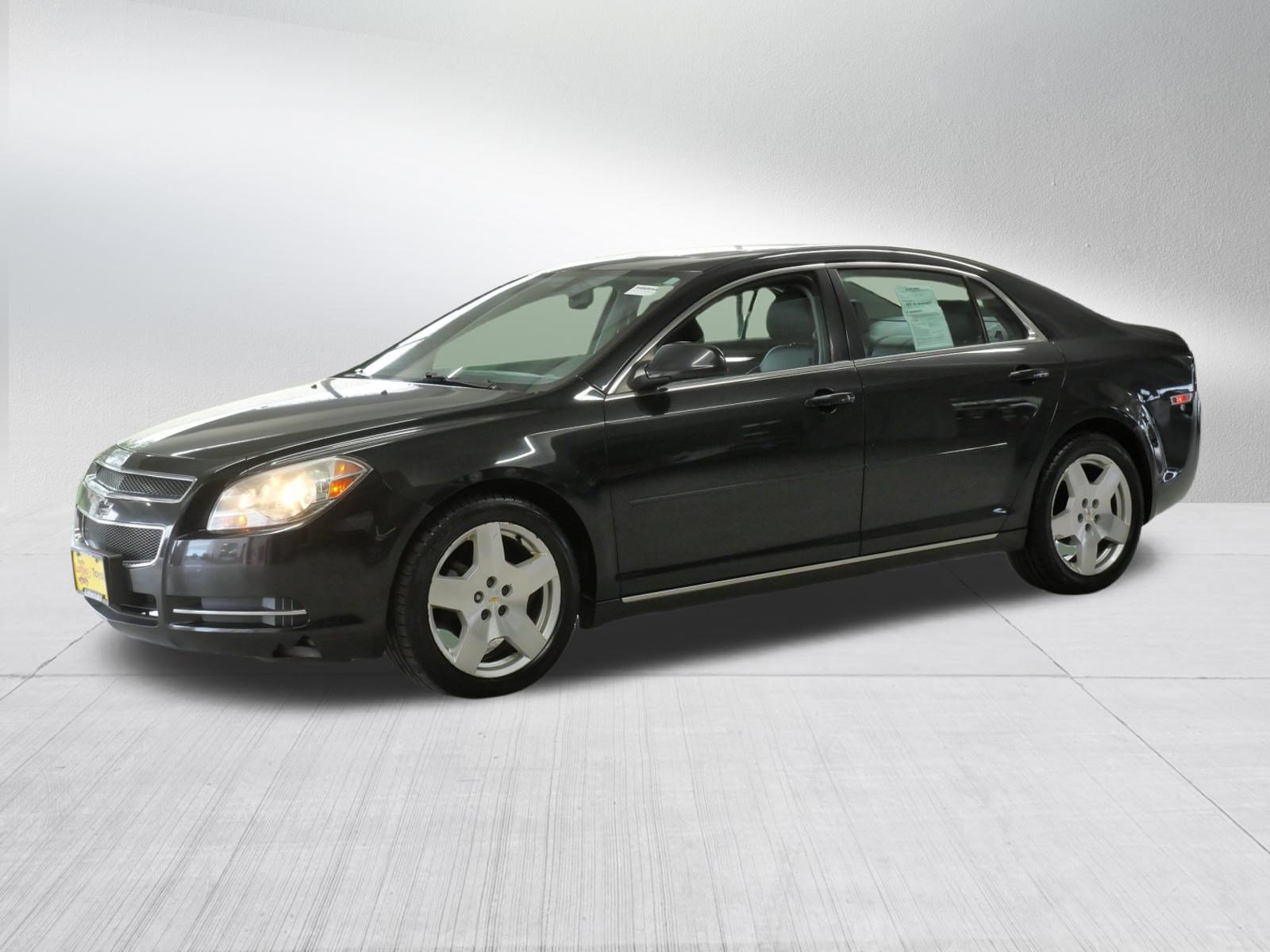 Used 2010 Chevrolet Malibu LT w/ HFV6 Engine Package FWD image 3