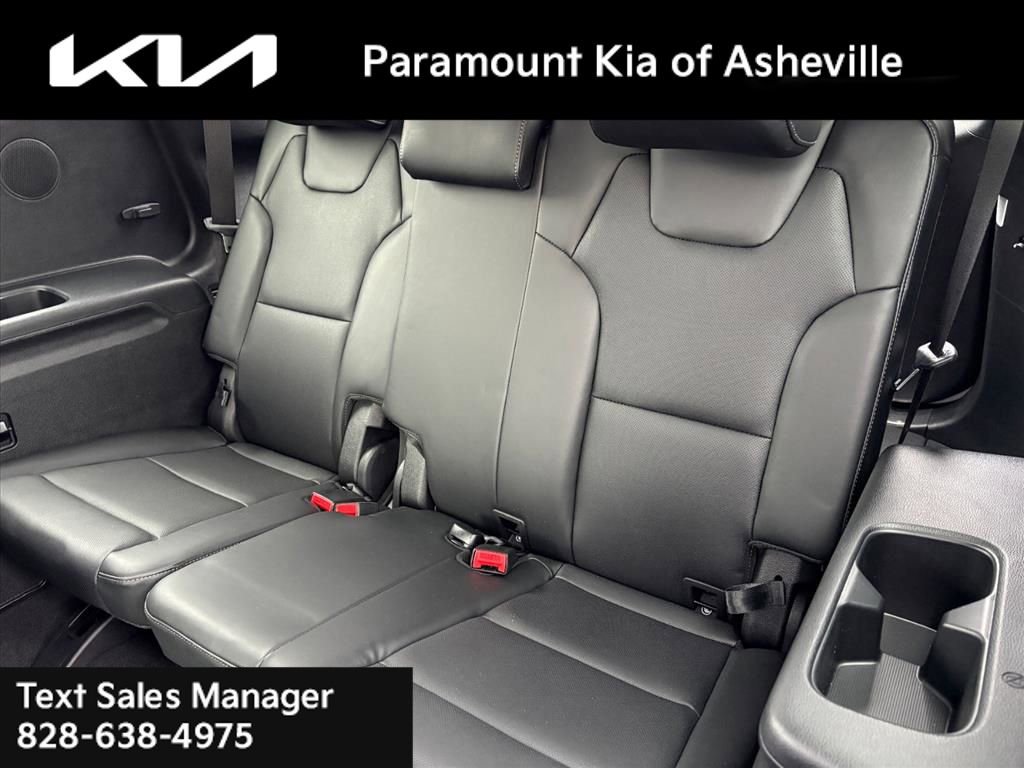 Certified 2025 Kia Telluride AWD image 23