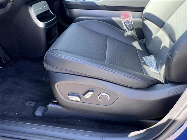 New 2026 Hyundai Ioniq 9 SEL image 4