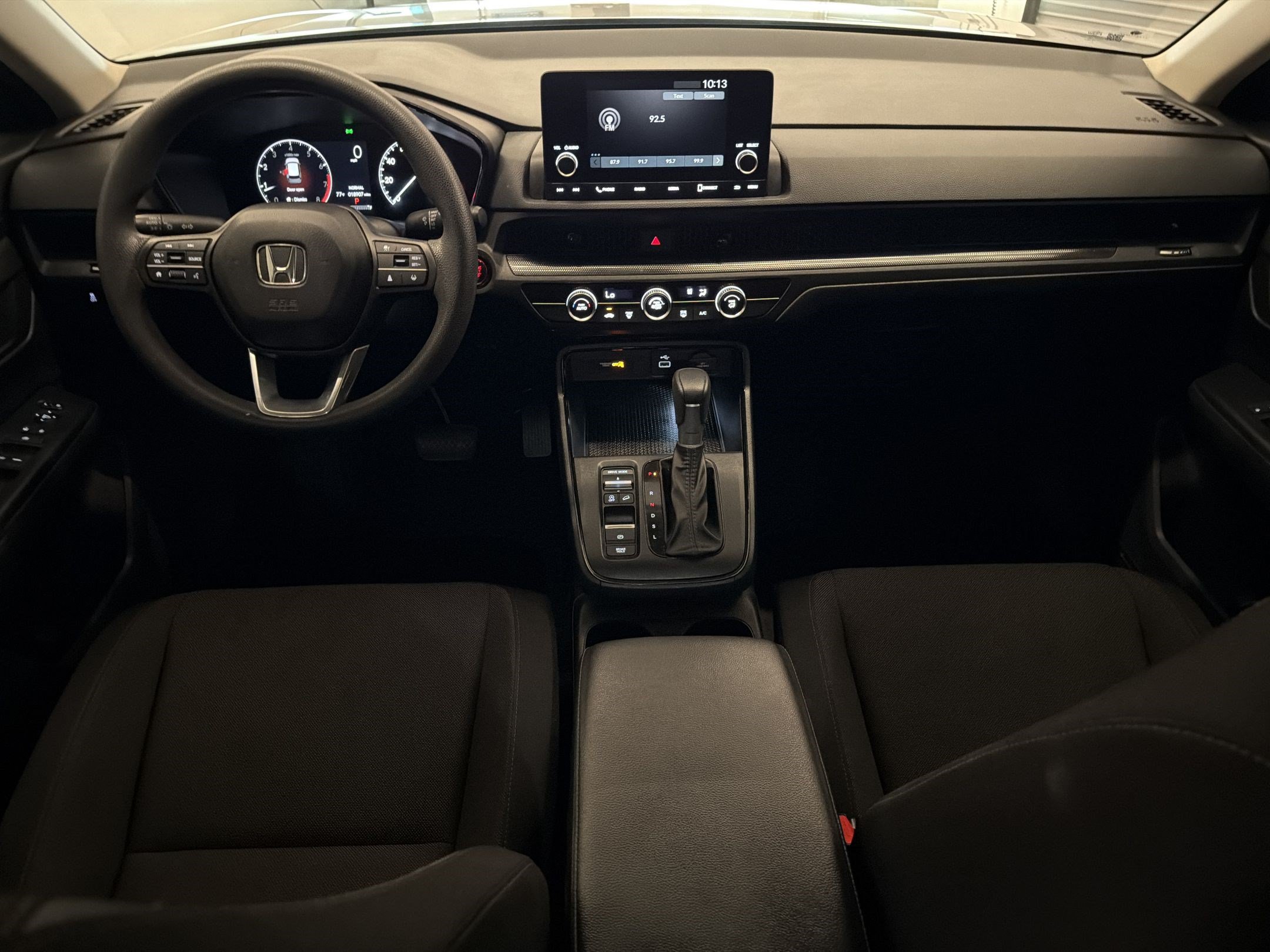 Used 2025 Honda CR-V LX image 17