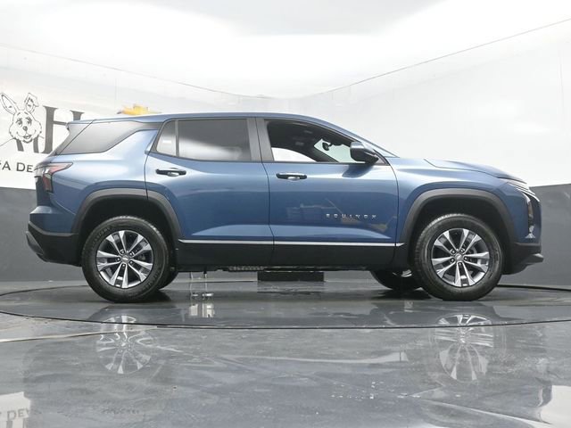 New 2026 Chevrolet Equinox LT w/ Convenience Package II image 31