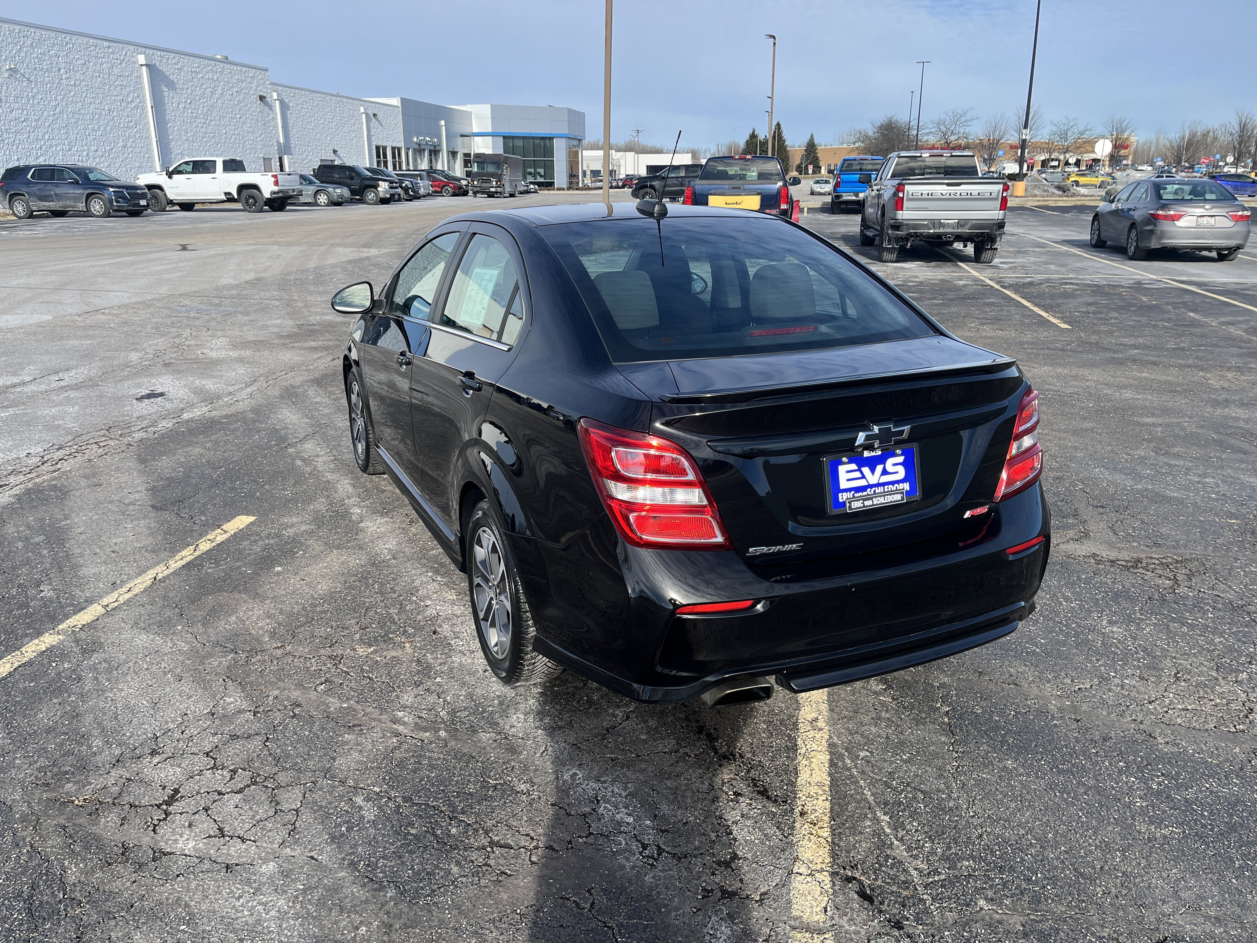 Used 2019 Chevrolet Sonic LT w/ Convenience Package image 4