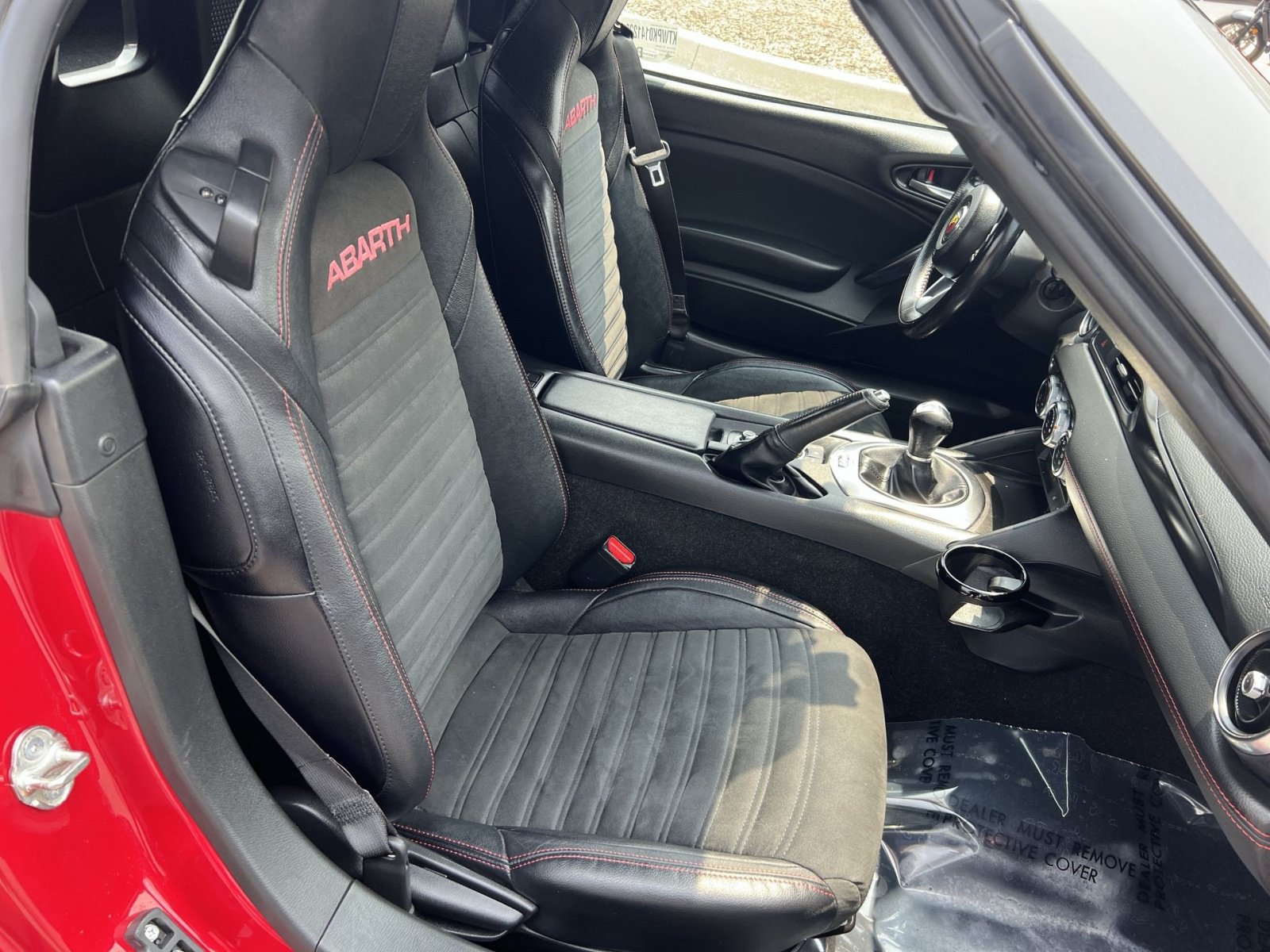 Used 2019 FIAT 124 Spider Abarth w/ Convenience Group RWD image 23