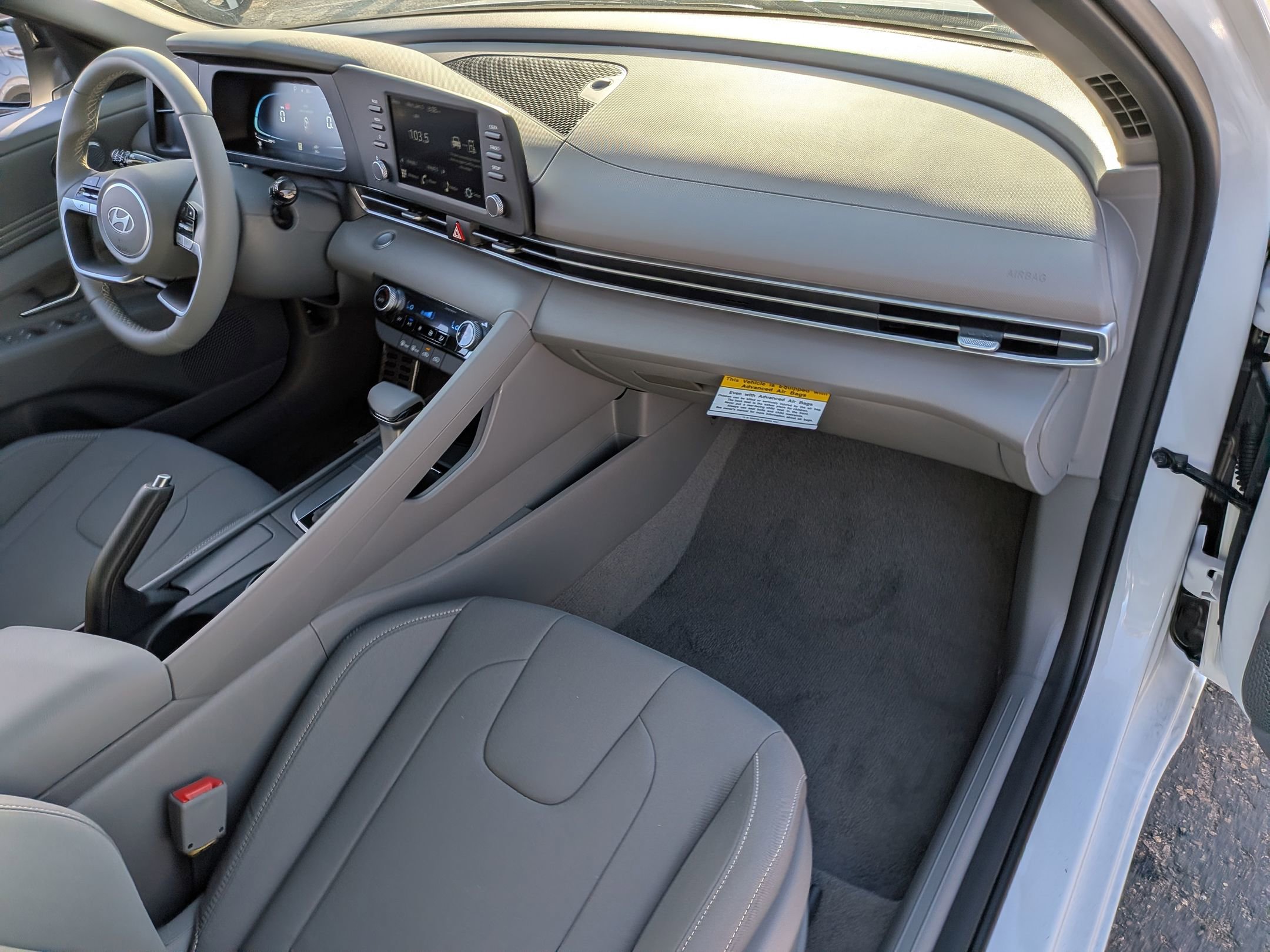 New 2026 Hyundai Elantra Sport FWD image 24