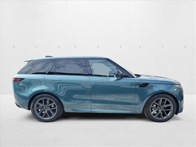 New 2025 Land Rover Range Rover Sport Dynamic SE image 4