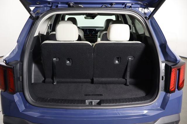 Certified 2025 Kia Sorento EX FWD image 19