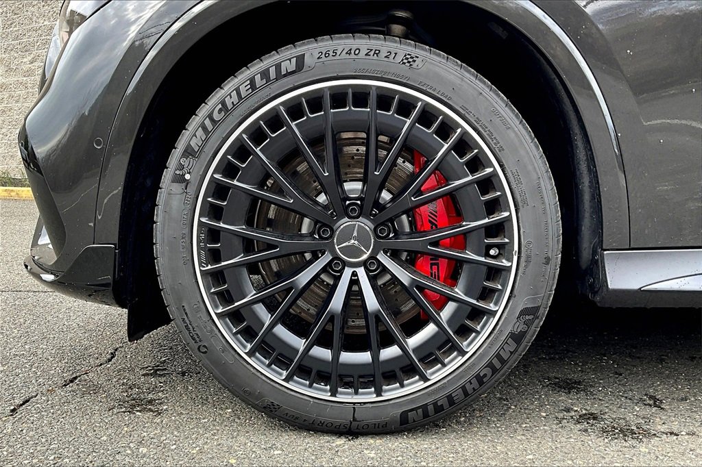 New 2025 Mercedes-Benz GLC 63 AMG S image 12