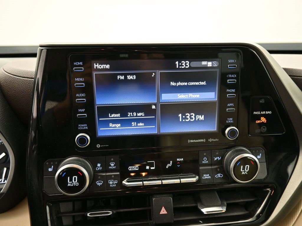 Certified 2021 Toyota Highlander XLE image 10