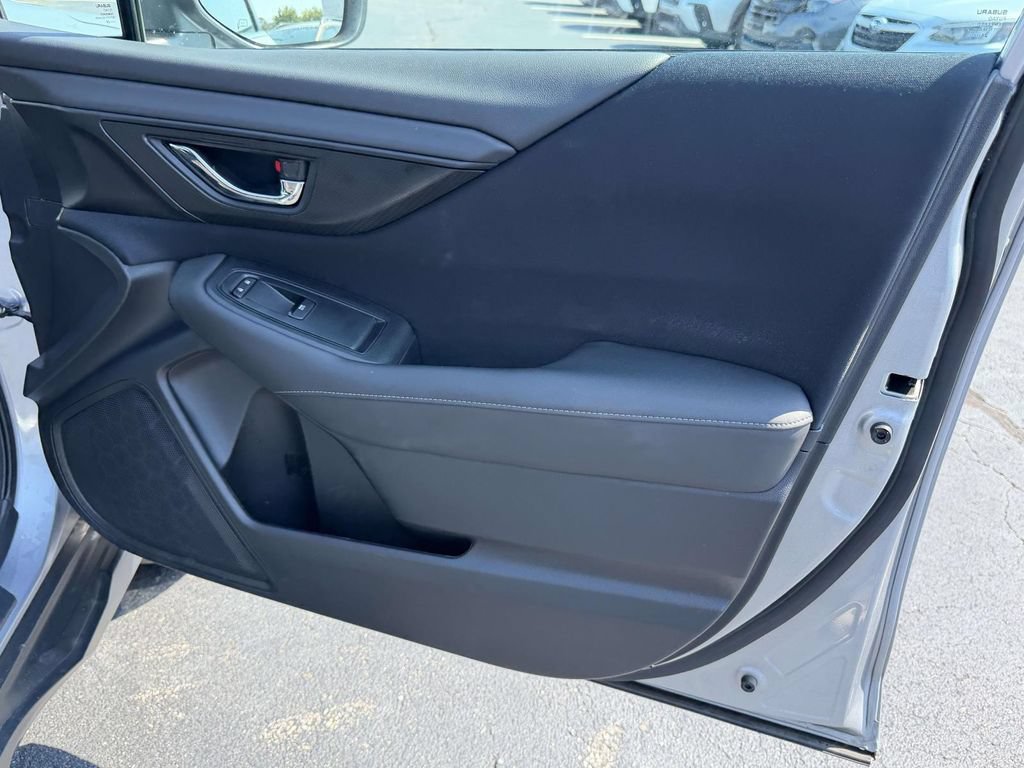 Certified 2025 Subaru Outback Premium AWD/4WD image 10