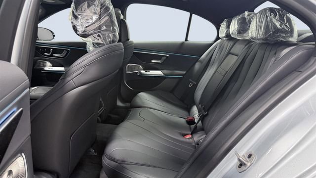 New 2026 Mercedes-Benz E 450 4MATIC Sedan image 7