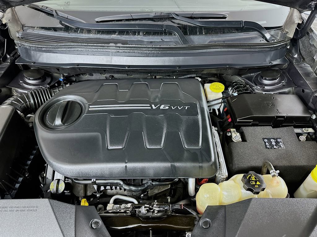 Used 2020 Jeep Cherokee Limited image 29