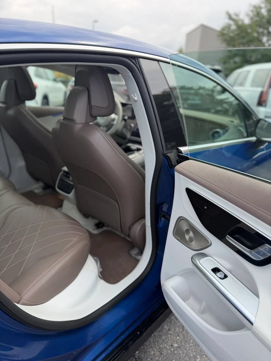 Used 2023 Mercedes-Benz EQE 350+ 4MATIC Sedan image 16