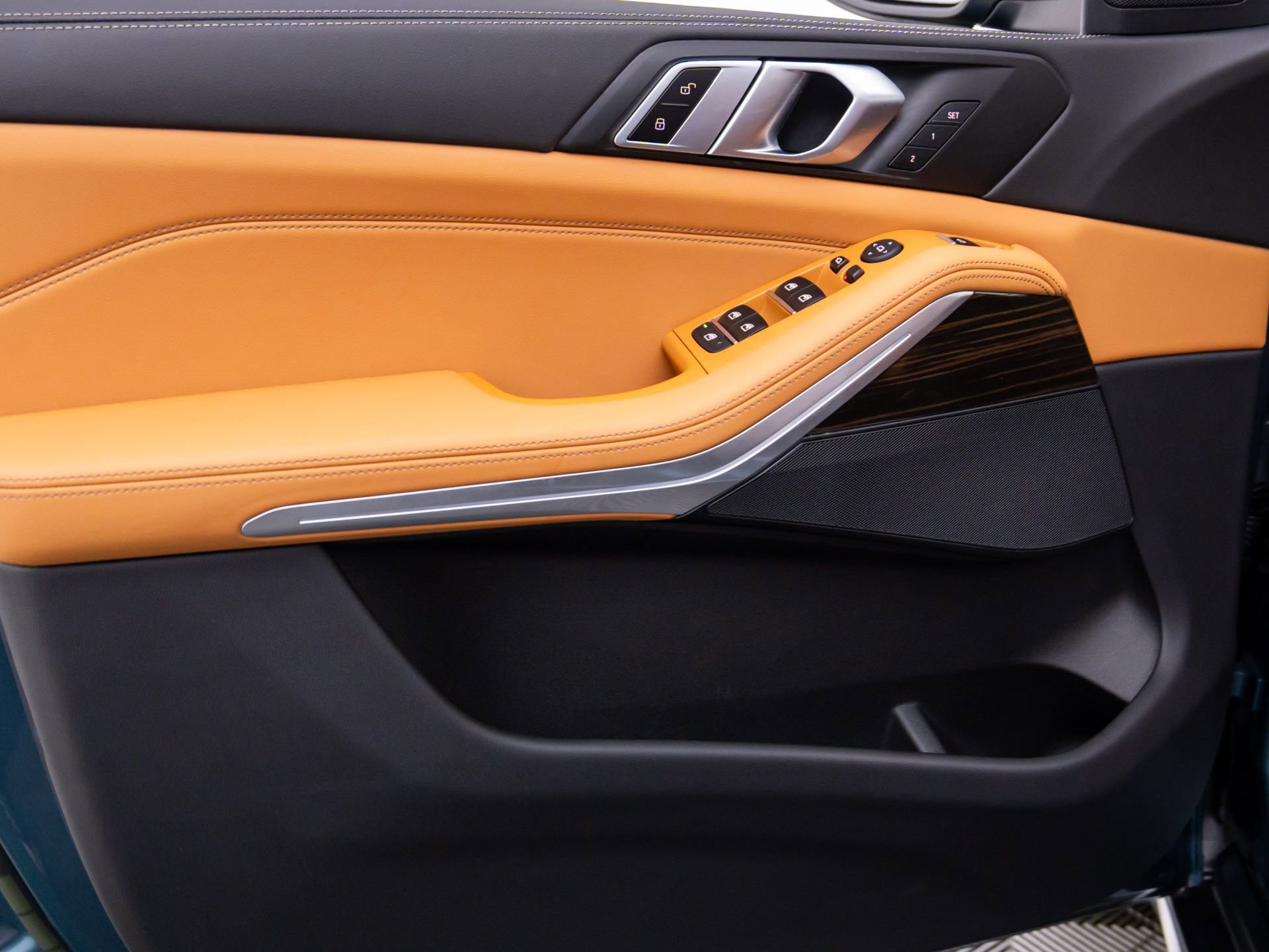 Used 2024 BMW X5 xDrive40i w/ Parking Assistance Package image 13