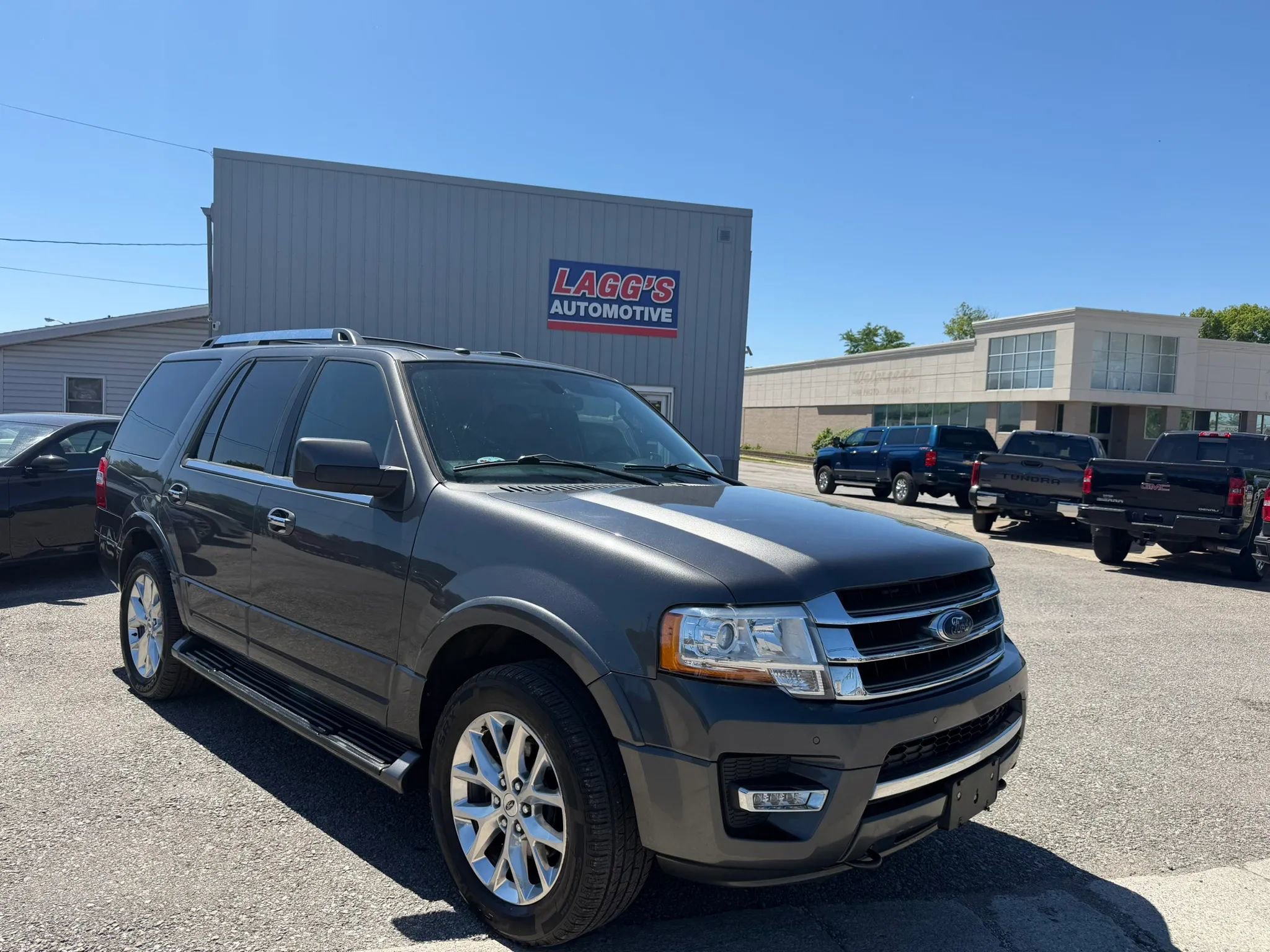 Used 2017 Ford Expedition Limited