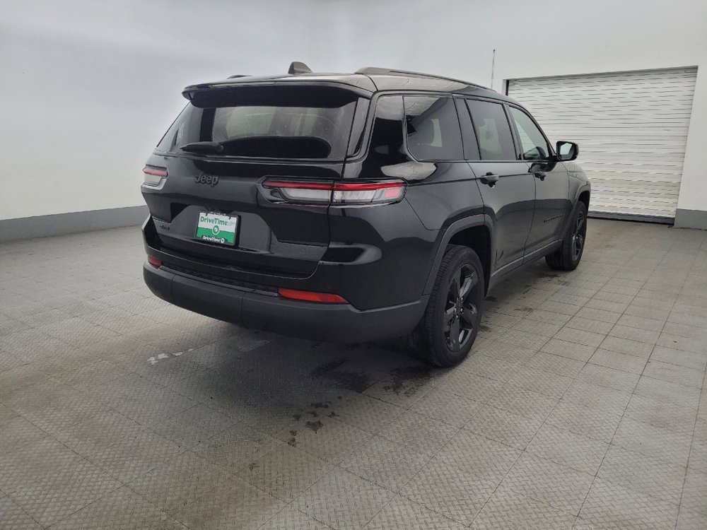 Used 2023 Jeep Grand Cherokee L Laredo AWD/4WD image 9