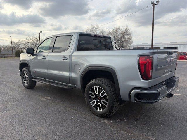 Used 2024 GMC Sierra 1500 AT4 w/ Technology Package image 3