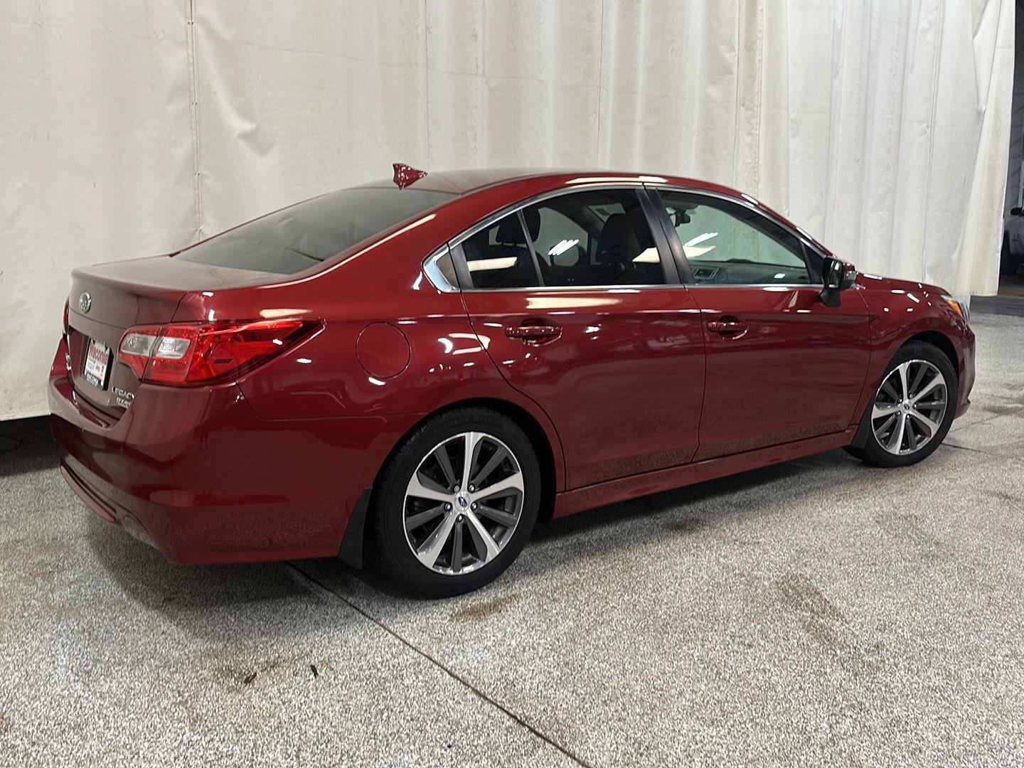 Used 2017 Subaru Legacy 2.5i Limited AWD/4WD image 5