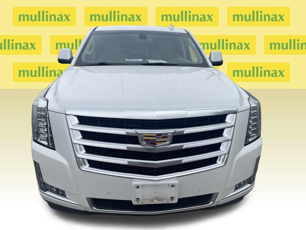 Used 2017 Cadillac Escalade 2WD image 2