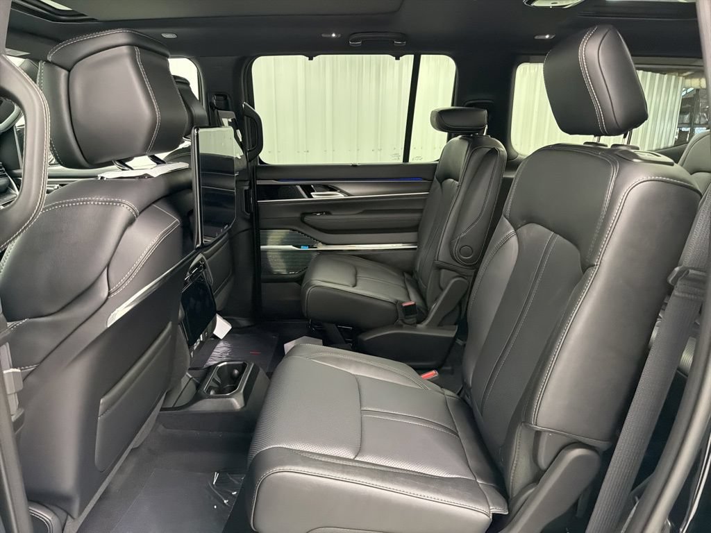 New 2026 Jeep Grand Wagoneer Summit w/ Rear Seat Video Group I AWD/4WD image 13
