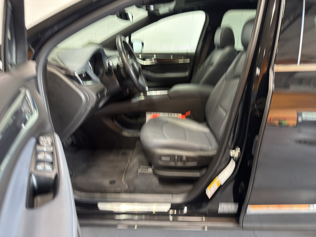 Used 2024 Buick Enclave Essence w/ Experience Buick Package AWD/4WD image 14