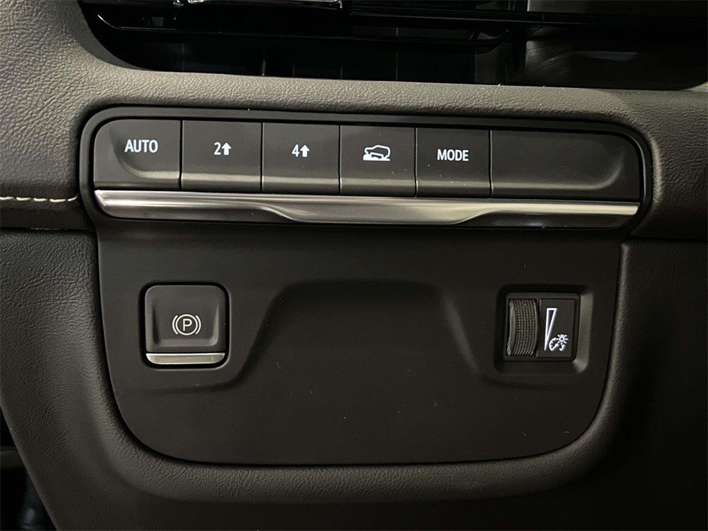 Certified 2024 Cadillac Escalade Premium Luxury image 18