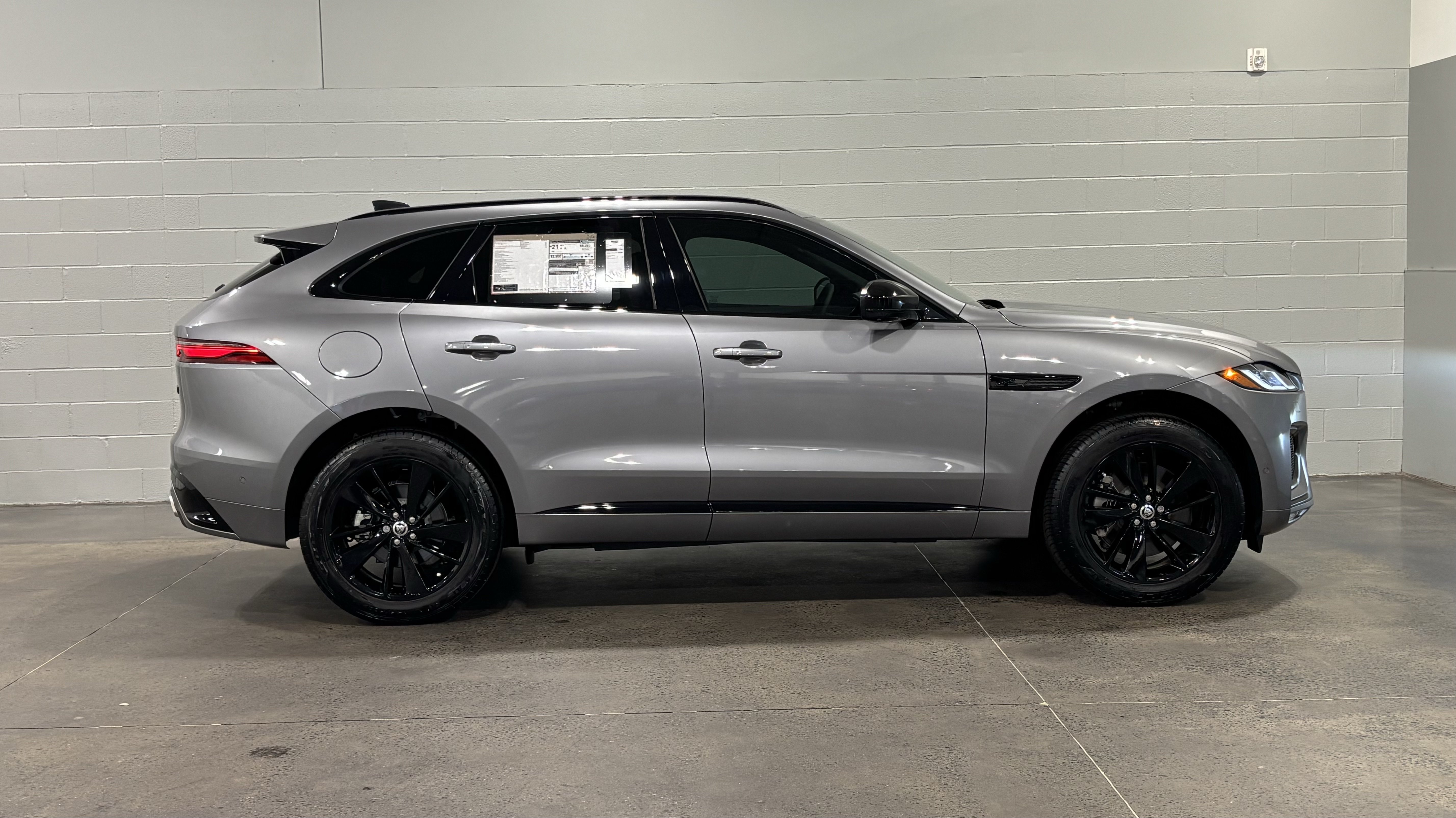 New 2026 Jaguar F-PACE R-Dynamic S AWD/4WD image 13